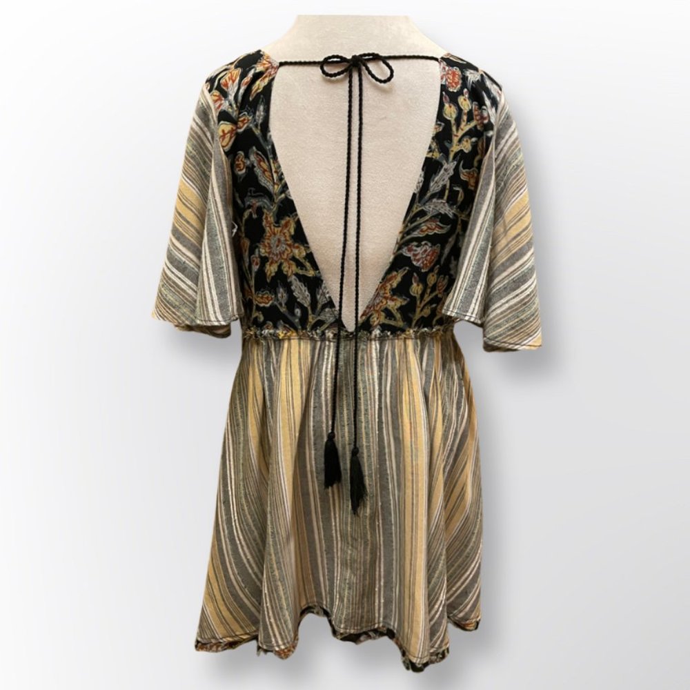 Free People Mini Dress Flutter Sleeves Tie Back Size M - Picture 4 of 7